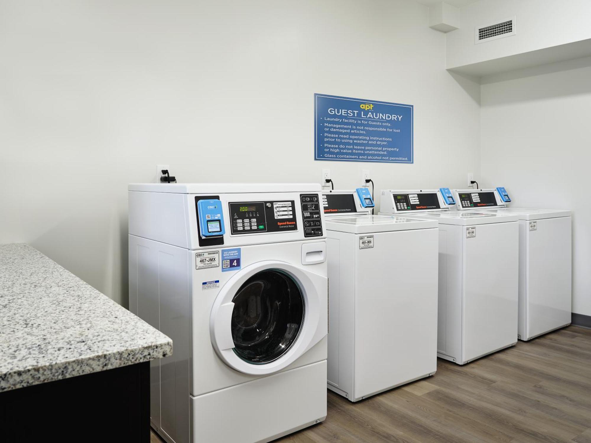 Stayapt Suites Pensacola-Uwf/Florida Hospital Area Ferry Pass 外观 照片