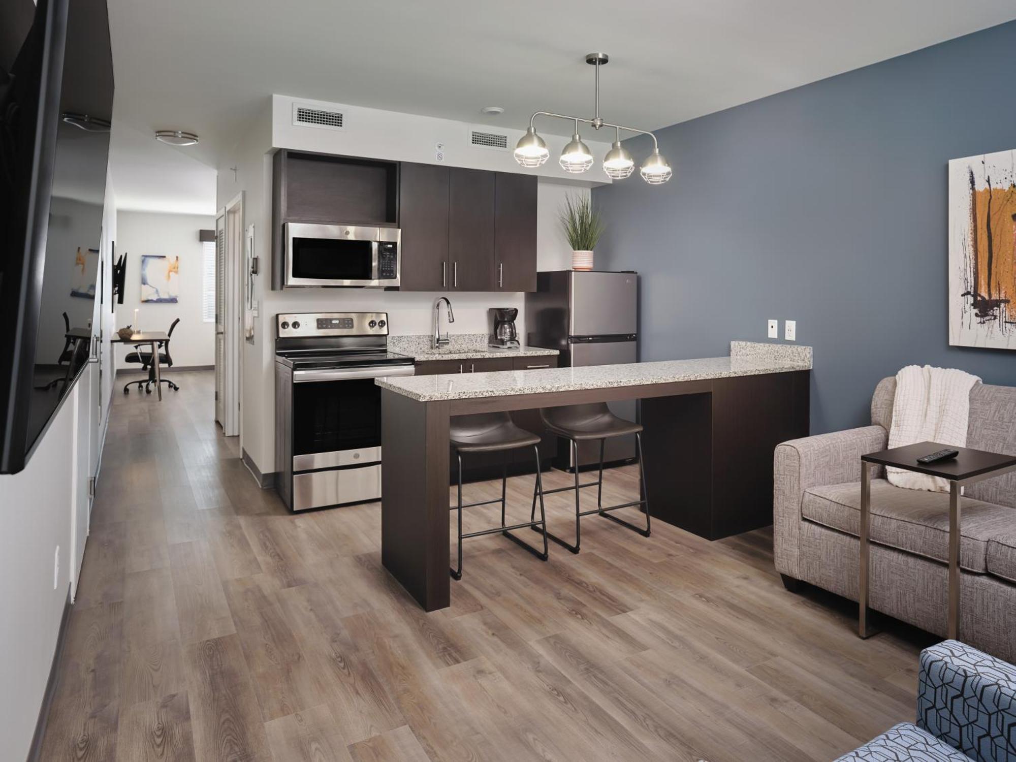 Stayapt Suites Pensacola-Uwf/Florida Hospital Area Ferry Pass 外观 照片